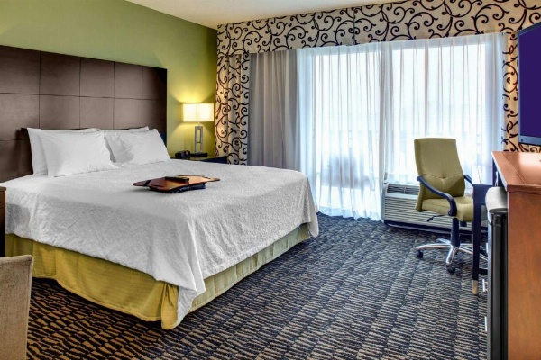 Hampton Inn By Hilton And Suites Baton Rouge image 15