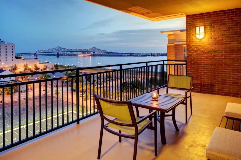 Hampton Inn By Hilton And Suites Baton Rouge